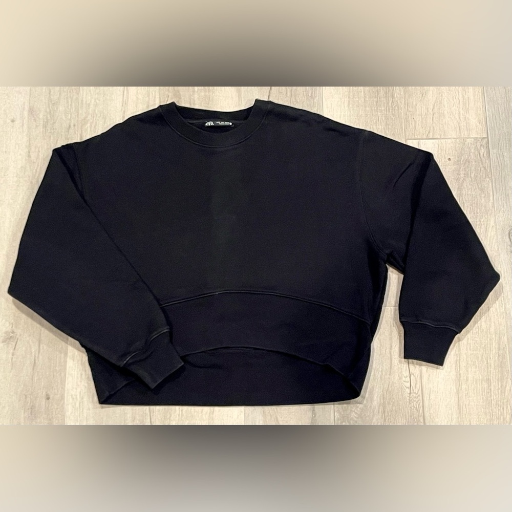 Zara Black Sweatshirt Crewneck Size S